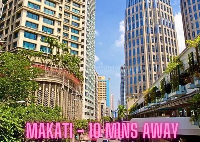 Robinsons Place Manila: Affordable Balcony Staycation With Bay Views