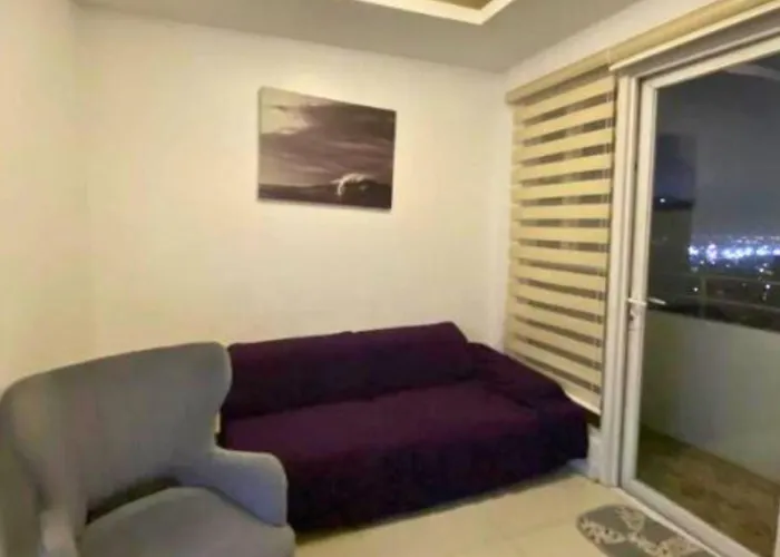 Robinsons Place Manila: Affordable Balcony Staycation With Bay Views
